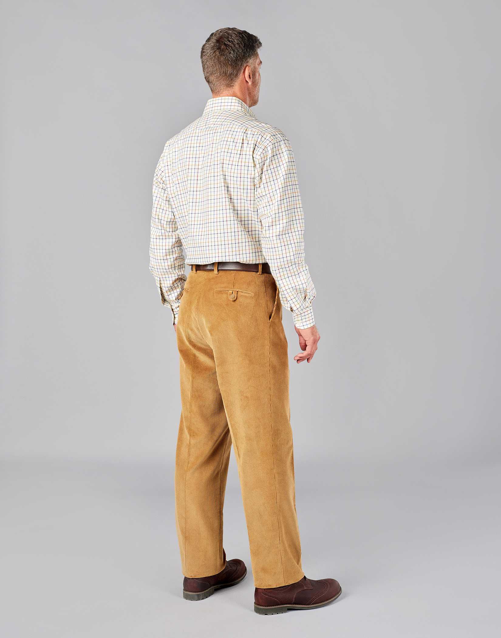 Regular Fit Corduroy trousers  Dark brown  Men  HM IN