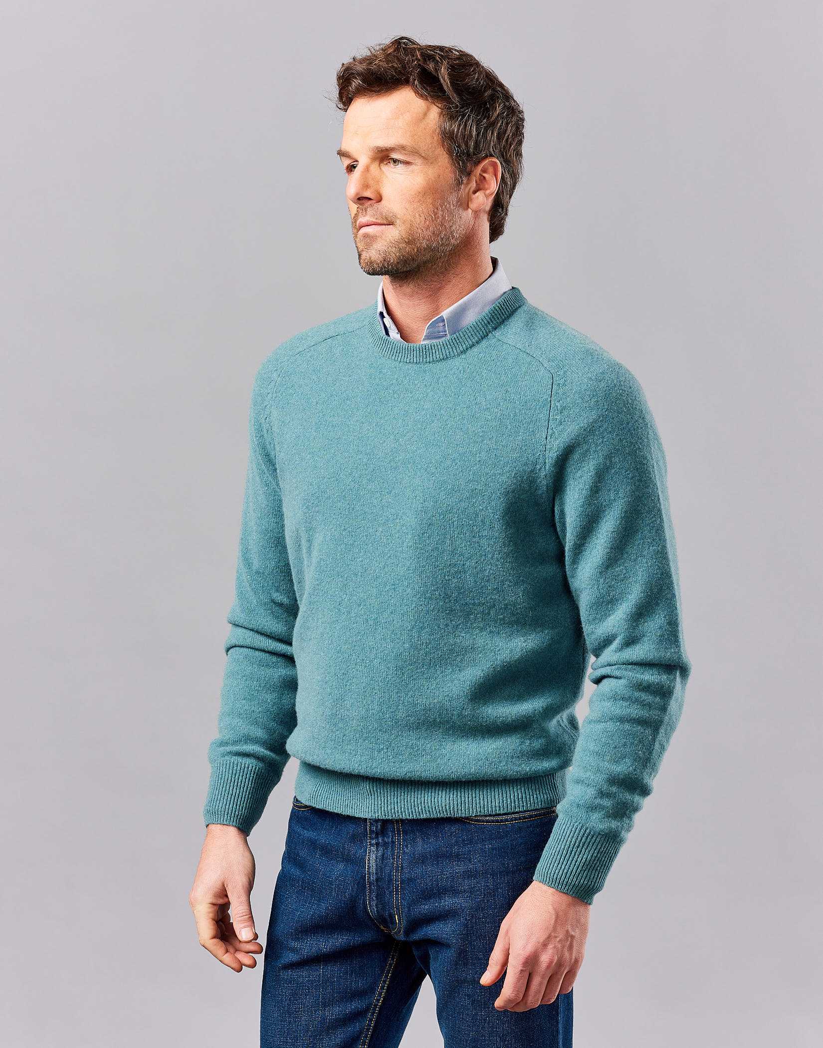 https://cdn.josephturner.co.uk/Original/Mens-Teal-Lambswool-Crew-Neck-Jumper-MKLWCRTEA_1.jpg